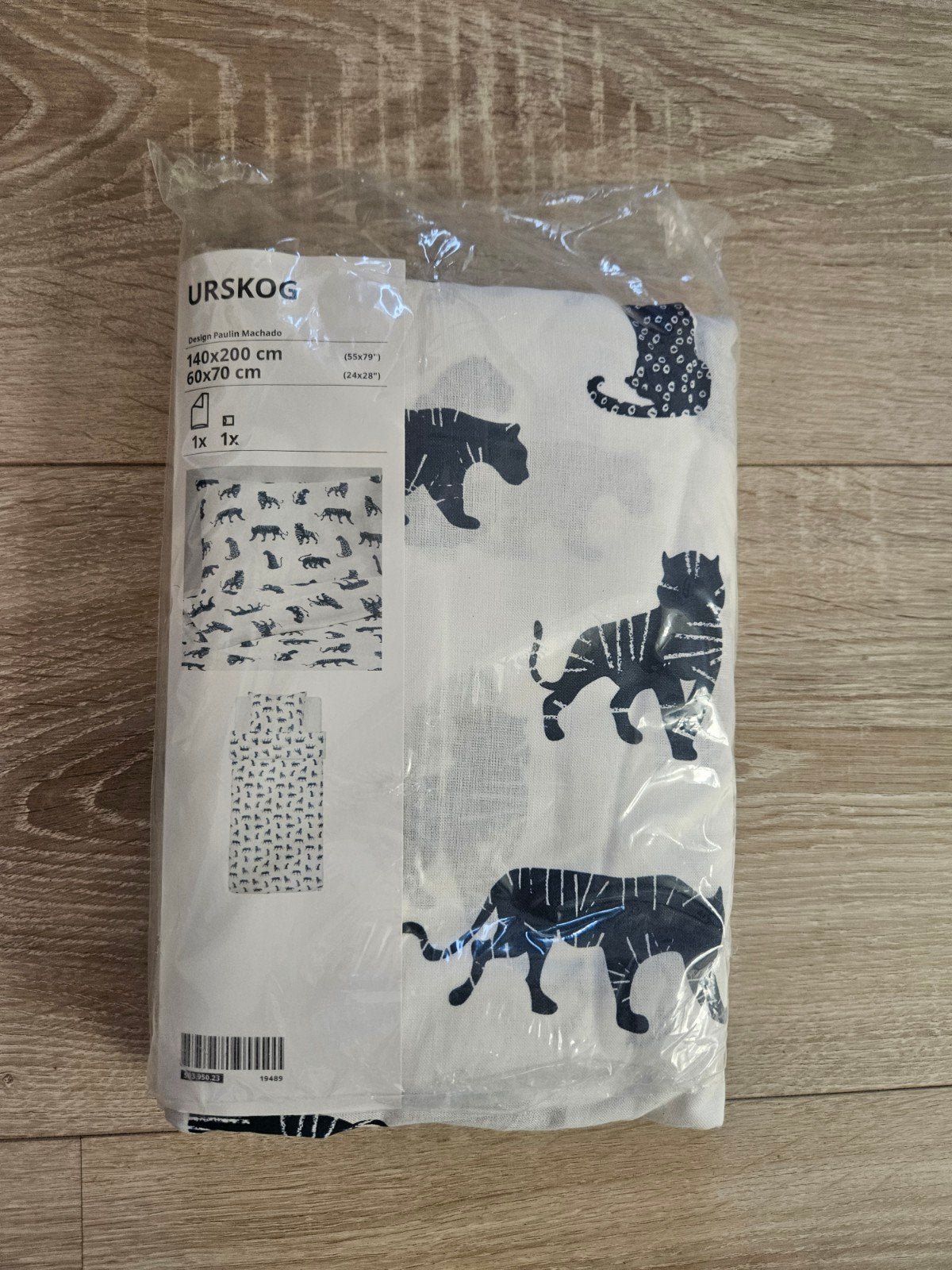 IKEA URSKOG Dekbedovertrekset Tijger 140x200 cm Nieuw, Huis en Inrichting, Slaapkamer | Beddengoed, Eenpersoons, Wit, Dekbedovertrek