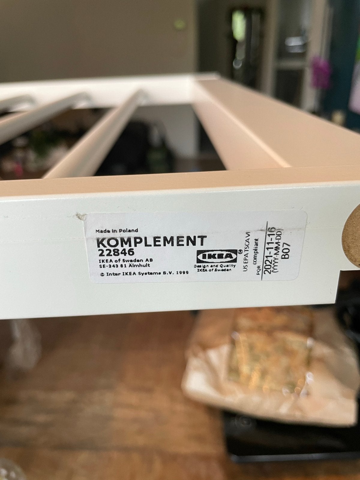 IKEA KOMPLEMENT Uittrekbare Broekhanger Wit 100x58cm, Huis en Inrichting, Kasten | Kledingkasten, Ophalen, Nieuw, Metaal