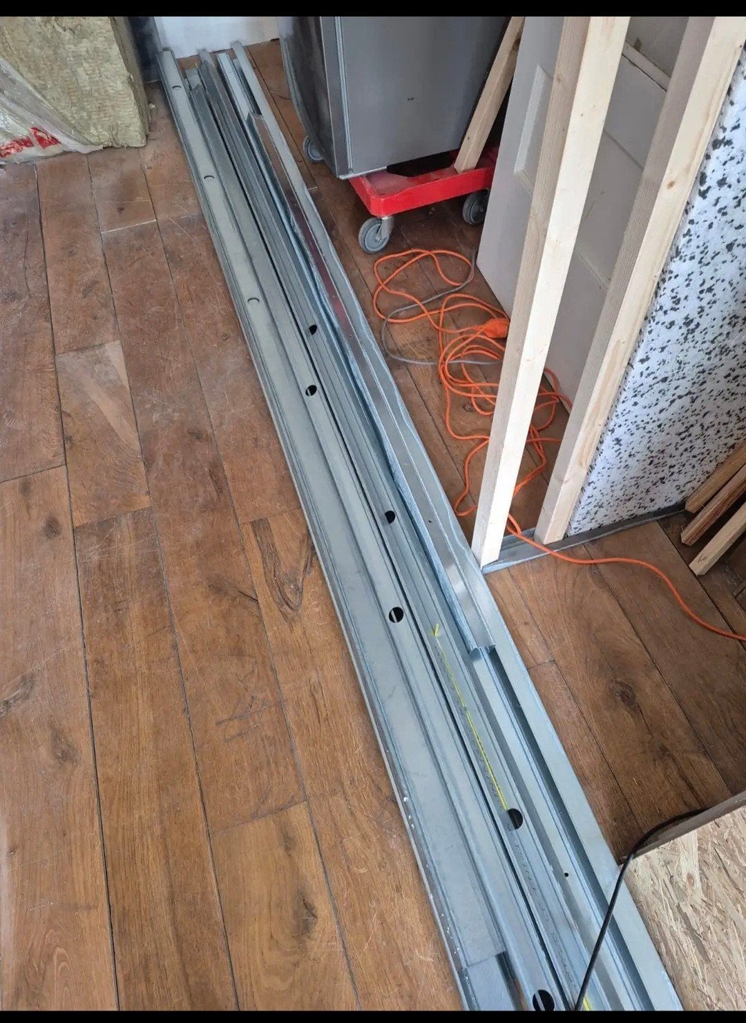 C50 Vloer/Plafond Profielen en Staanders - Nieuw, Ophalen