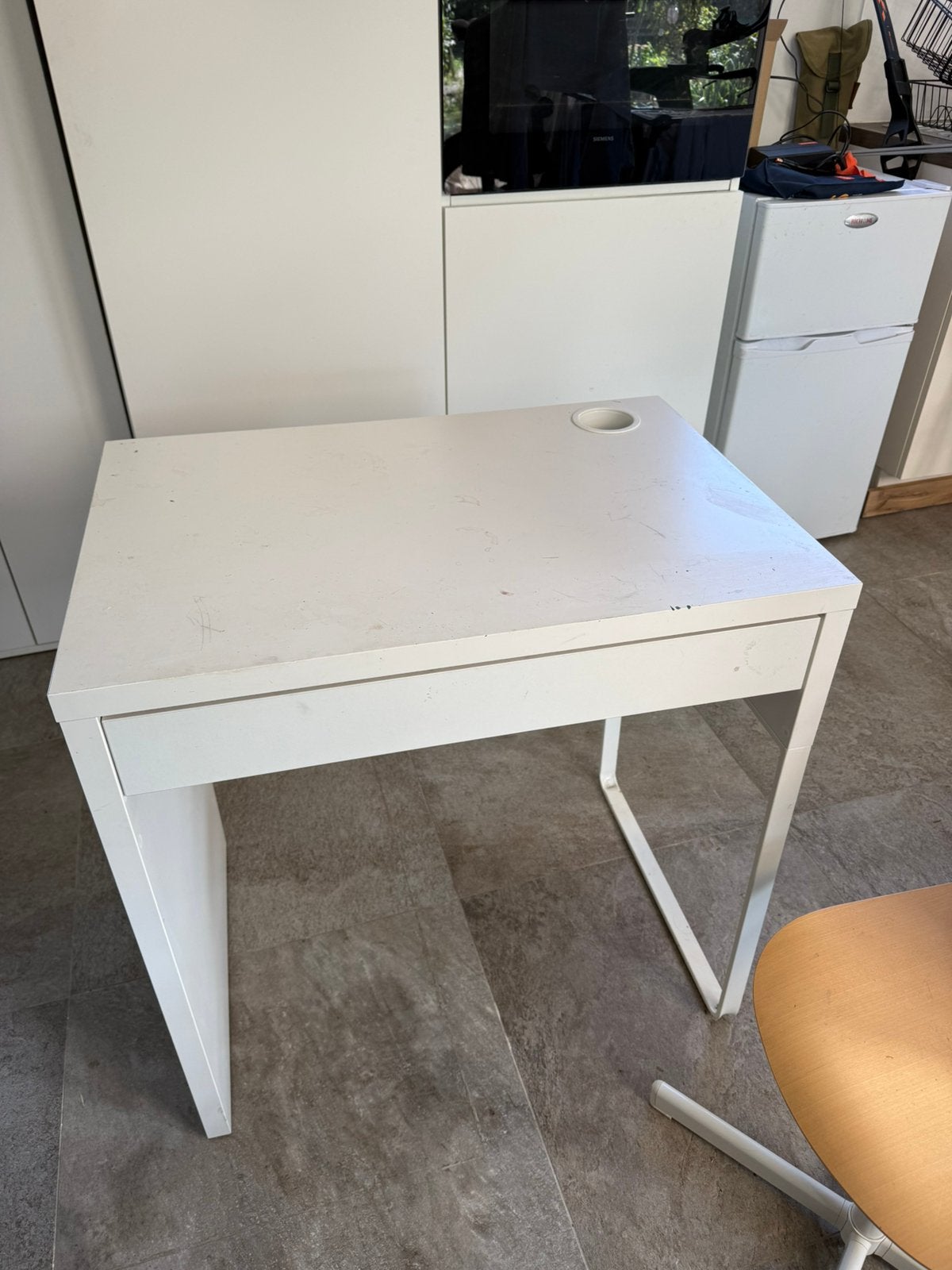 Voor weekend ophalen Gratis ikea bureautje, Ophalen, Gebruikt