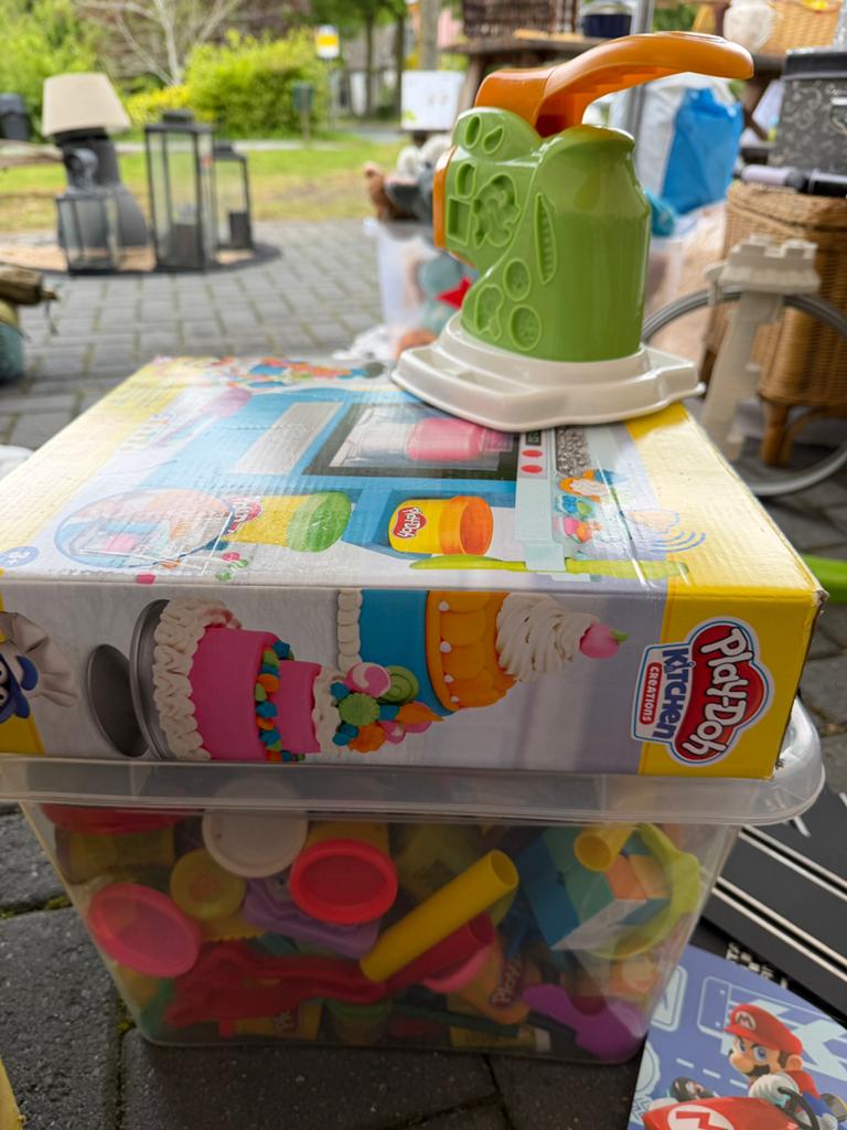 Veel klei. Inclusief oventje van play doh., Ophalen of Verzenden, Jongen of Meisje