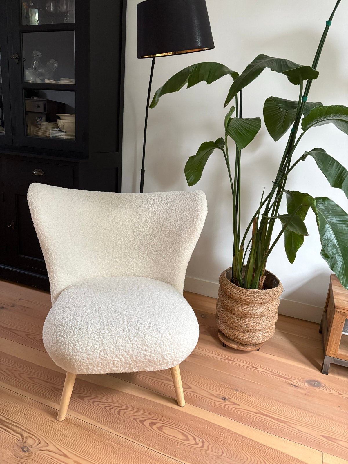 Witte Teddy Bouclé Fauteuil - Zithoogte 40cm, Oorhoogte 83cm, Ophalen, Wit, Zo goed als nieuw, Eén