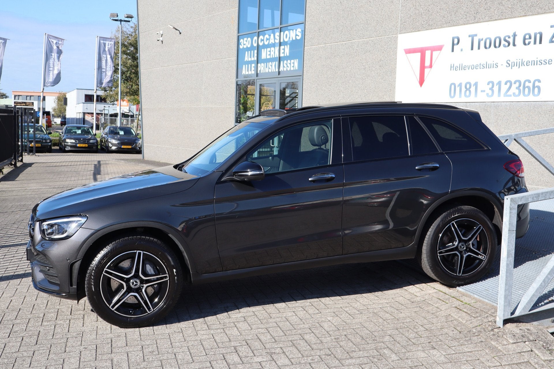 Mercedes-Benz GLC 300e 4MATIC Premium Plus SOH 93% Panoramad, Automaat, 12 maanden, Gebruikt, 4 cilinders