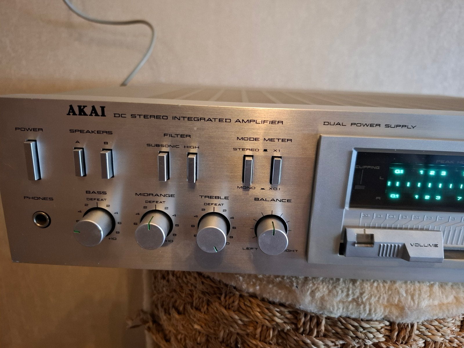 Akai AM-U04 DC Stereo Geïntegreerde Versterker, Ophalen of Verzenden, Gebruikt, Overige merken