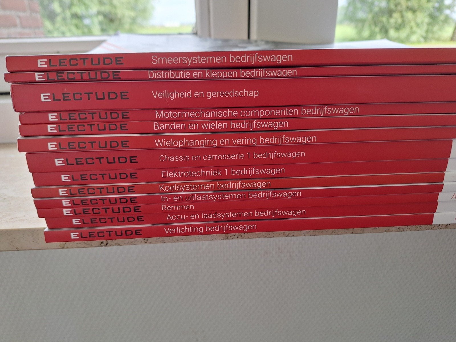 Schoolboeken MBO autotechniek, Boeken, Ophalen of Verzenden, Zo goed als nieuw, Citroën