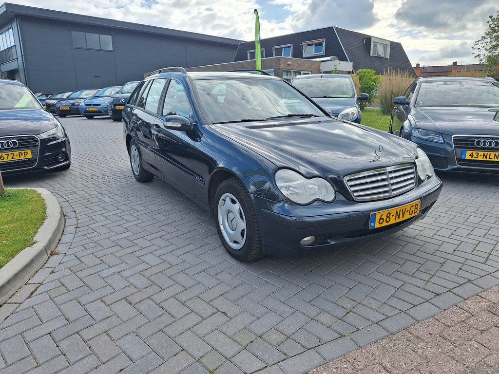 Mercedes-Benz C-klasse Combi 180 K. Classic, Auto's, Achterwielaandrijving, Gebruikt, 1796 cc, Zwart