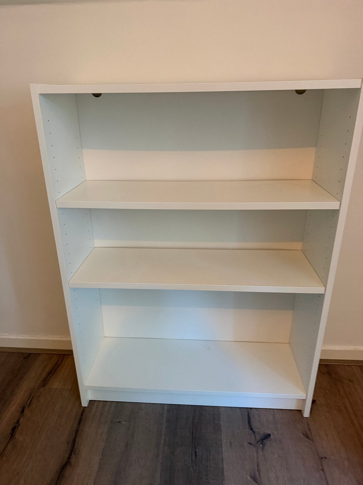 Witte Boekenkast met 3 Planken - 106x80x30 cm, Ophalen, Met plank(en), Gebruikt, 100 tot 150 cm