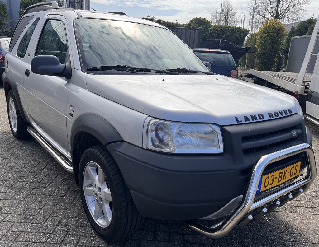 Land Rover Freelander Sidebars met rvs trede