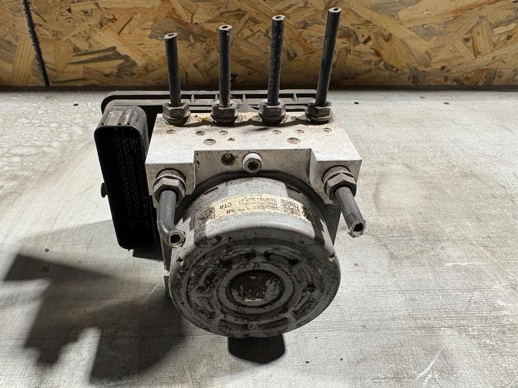 ABS Pomp Volkswagen Golf 7 R GTI 5Q0614517DE, Auto-onderdelen, Remmen en Aandrijving, Ophalen of Verzenden, Gebruikt, Seat