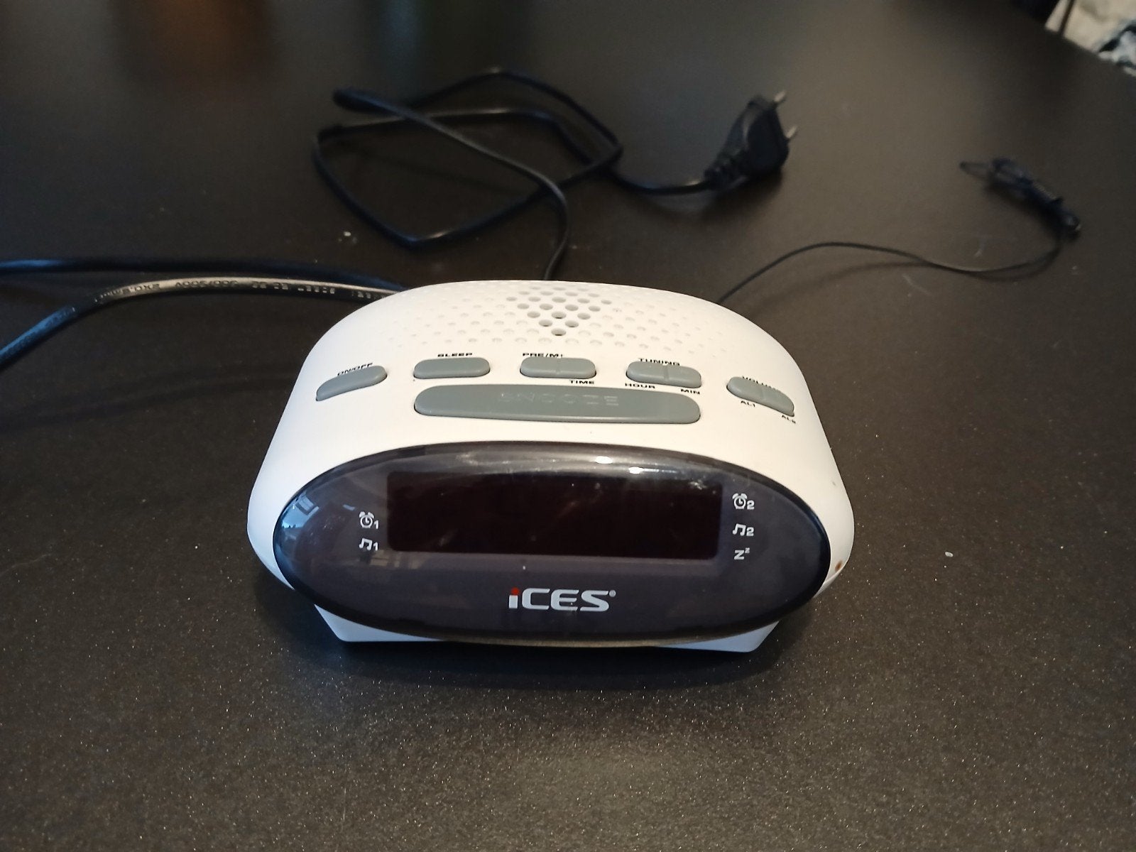 iCES Digitale Wekkerradio met Snooze Functie, Ophalen of Verzenden, Gebruikt, Digitaal