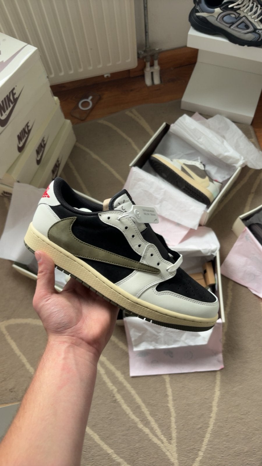 AIR JORDAN 1 LOW TRAVIS SCOTTS | 4 KLEUREN | 42T/M 44️, Ophalen of Verzenden, Nieuw, Overige kleuren, Sneakers of Gympen