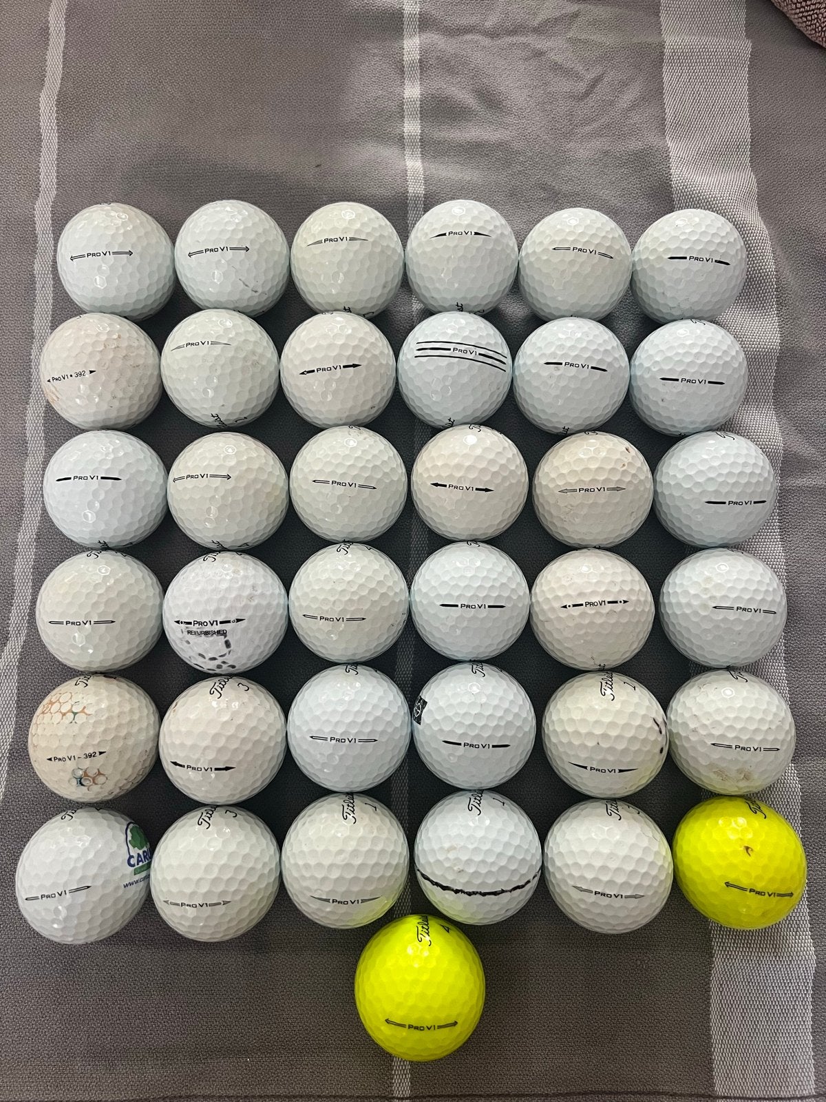Partij van 56 Titleist ProV1 en ProV1X golfballen, Ophalen of Verzenden, Gebruikt, Bal(len), Overige merken