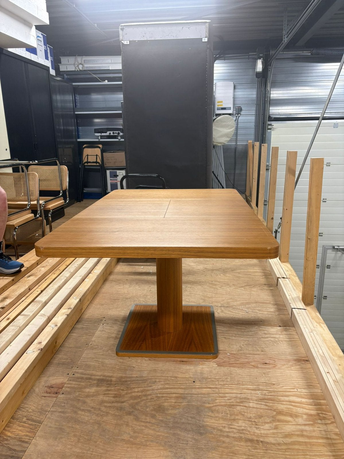 Uitschuifbare houten tafel Arco design, Huis en Inrichting, Tafels | Eettafels, Ophalen, 200 cm of meer, 50 tot 100 cm, Zo goed als nieuw