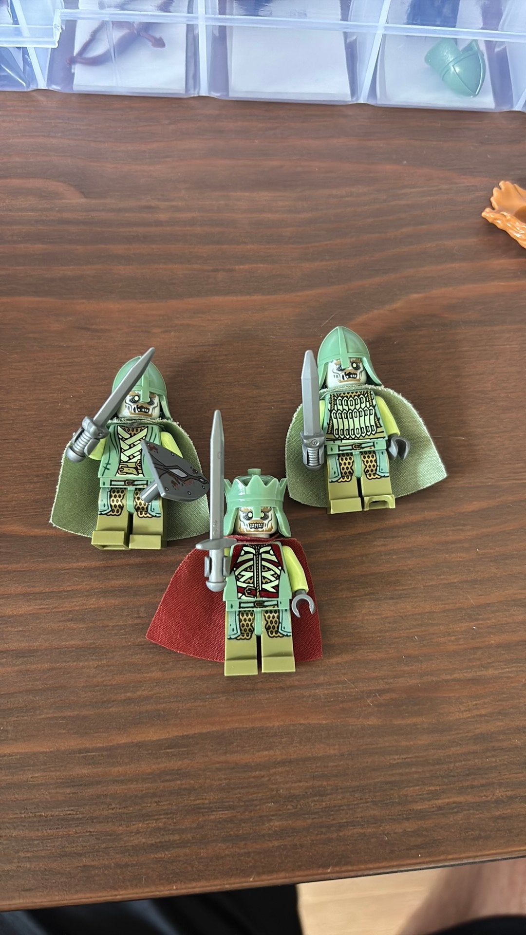 Lego lord of the rings solders of dead, Ophalen of Verzenden, Zo goed als nieuw, Actiefiguurtje