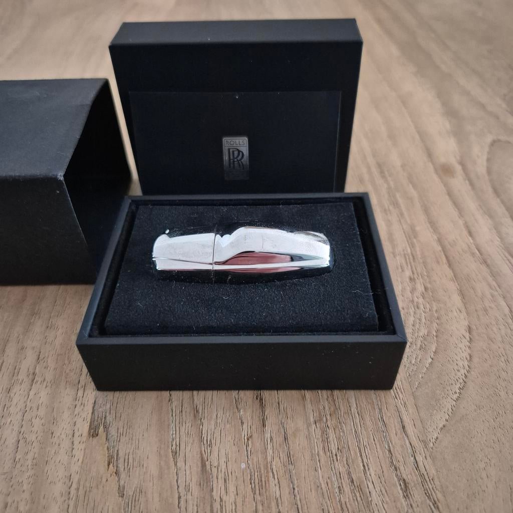 Rolls Royce usb-stick verzamel object, Ophalen of Verzenden, Nieuw, Rolls Royce, 2 TB of meer