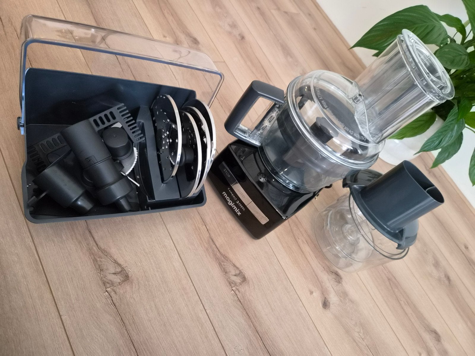 Magimix CS 3200 XL Zwart, Witgoed en Apparatuur, Keukenmixers, Ophalen of Verzenden, Zo goed als nieuw, 3 snelheden of meer