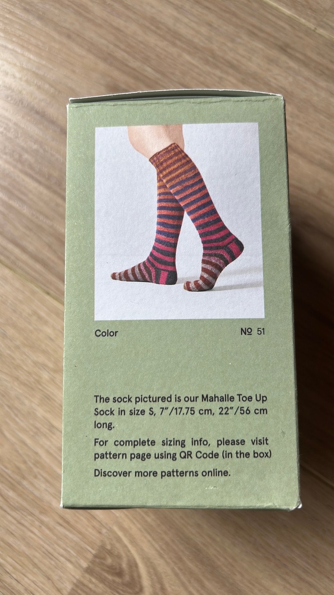 Sokkenwol urth yarns self striping, Hobby en Vrije tijd, Ophalen of Verzenden, Nieuw, Haken, Wol of Garen