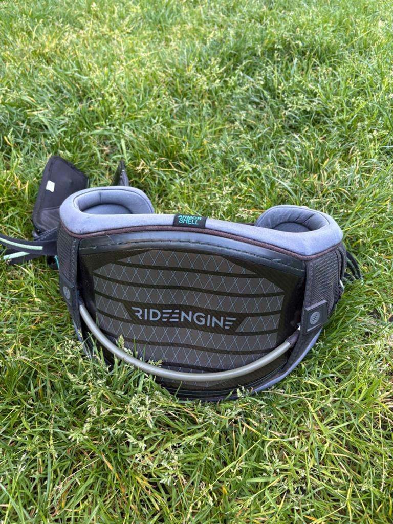 Ride Engine hardshell trapeze met spreader slider bar, Watersport en Boten, Ophalen, Gebruikt, Trapeze, Geen board