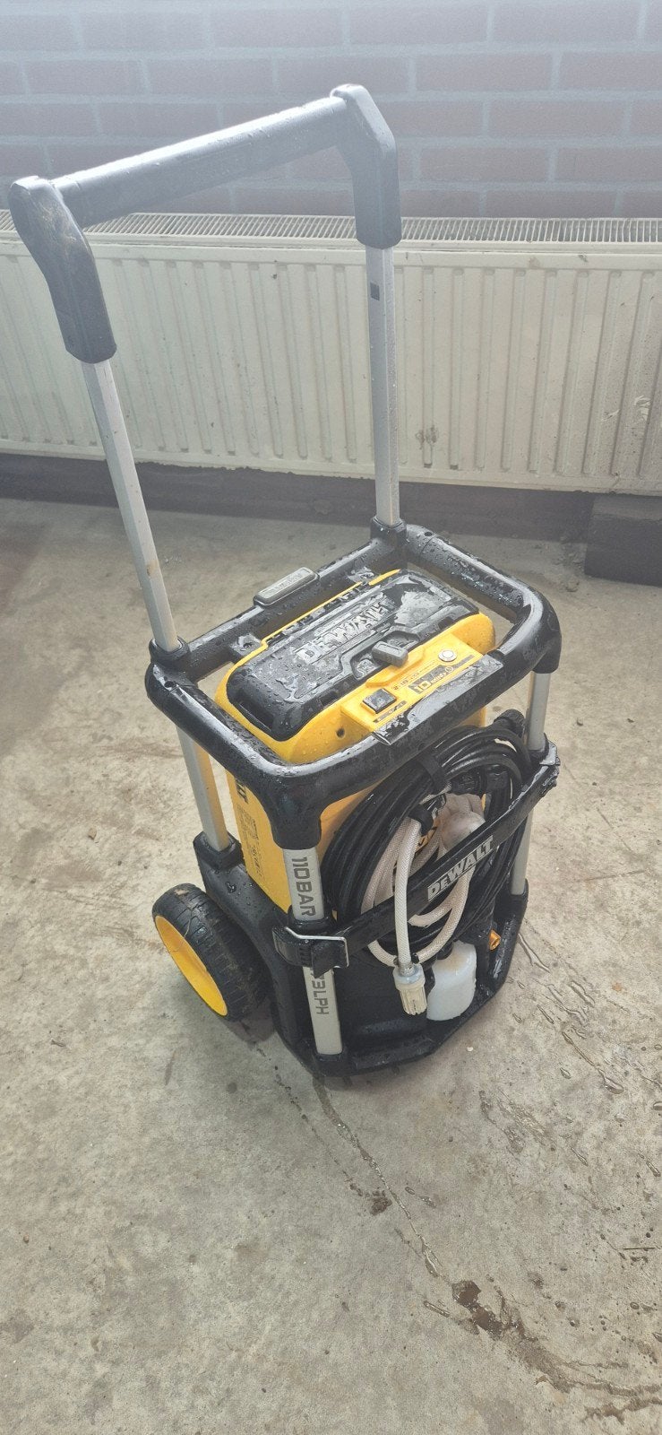 Met garantie DeWalt DCMPW1600N-XJ36VXR Accu-hogedrukreiniger, Ophalen of Verzenden, Nieuw, Accu