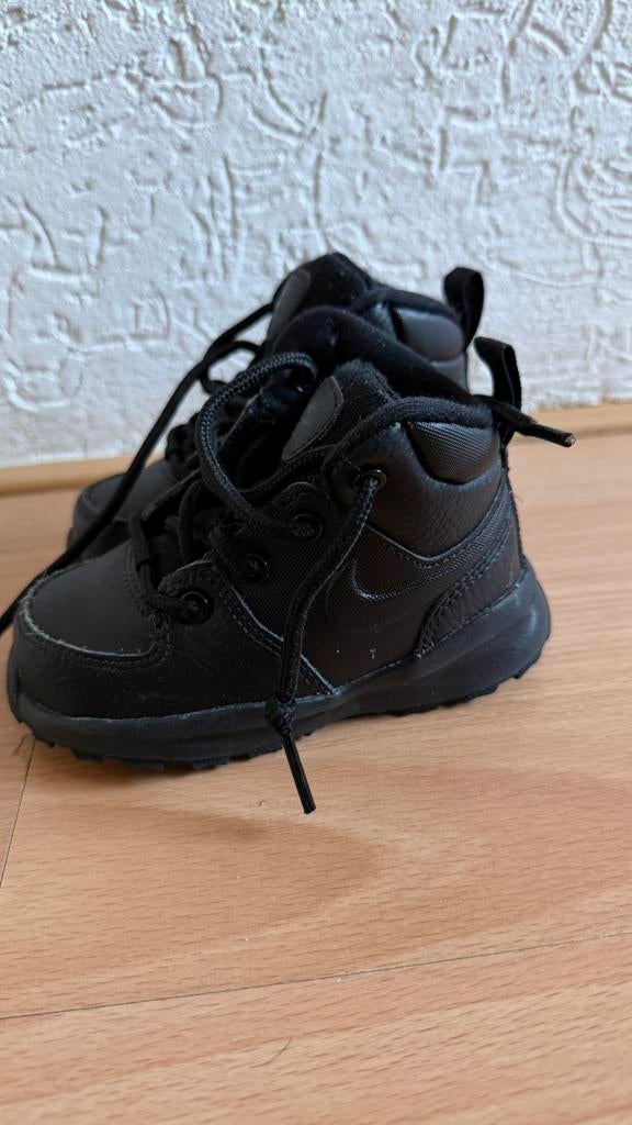 Nike sneaker baby, Ophalen of Verzenden, Gebruikt, Sportschoenen