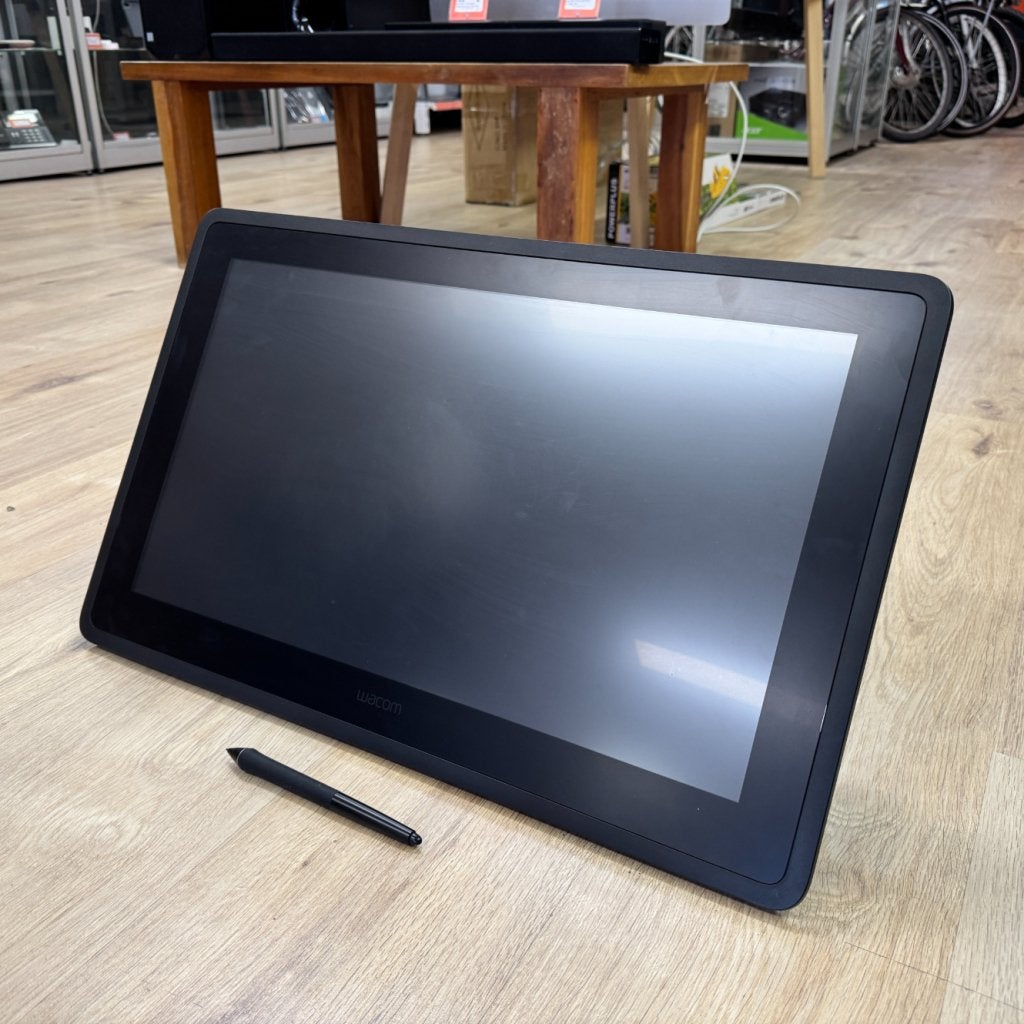 Wacom Cintiq 22 Tekentablet | Nette staat!, Computers en Software, Tekentablets, Wacom, Zo goed als nieuw, Support@wacom.com, Wacom Co., Ltd.
Sumitomo Fudosan Shinjuku Grand Tower 31F
8-17-1 Nishi-Shinjuku
Shinjuku-ku, Tokyo 160-6131
Japan