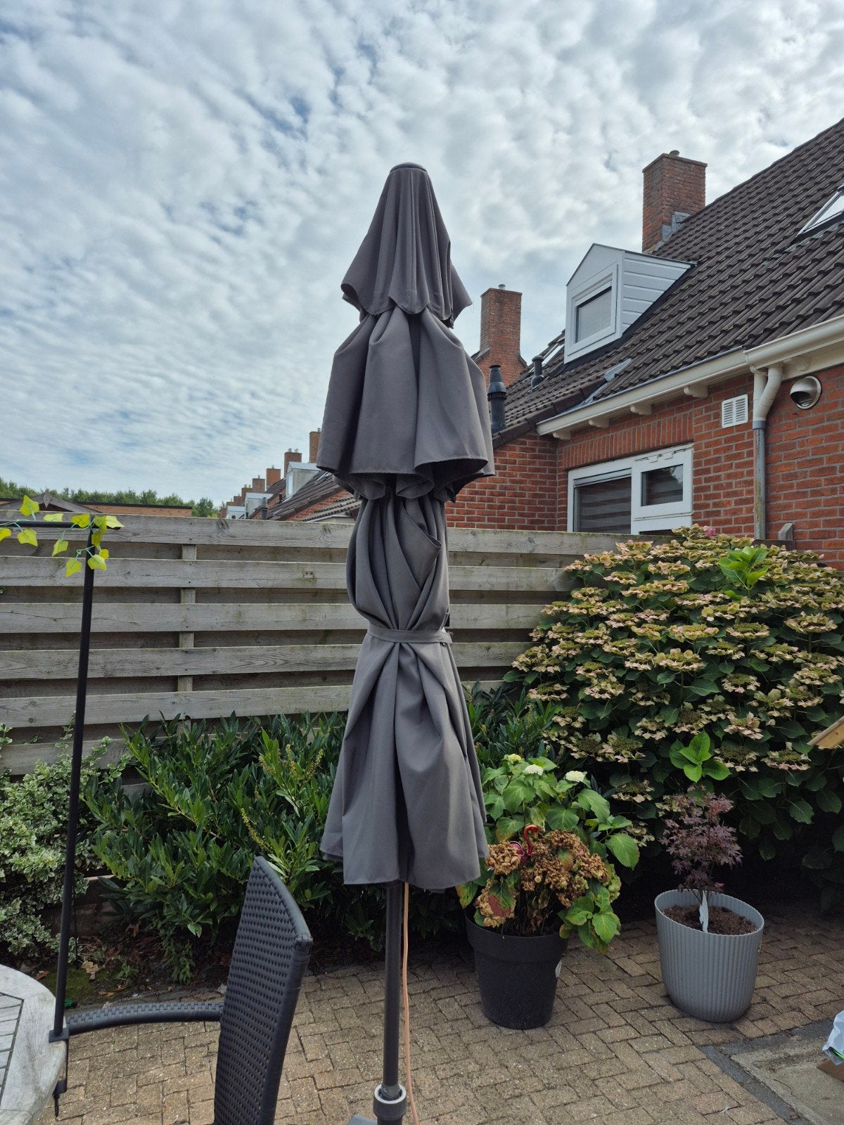 Parasol, Tuin en Terras, Parasols, Ophalen, Zo goed als nieuw, 2 tot 3 meter, Overige typen