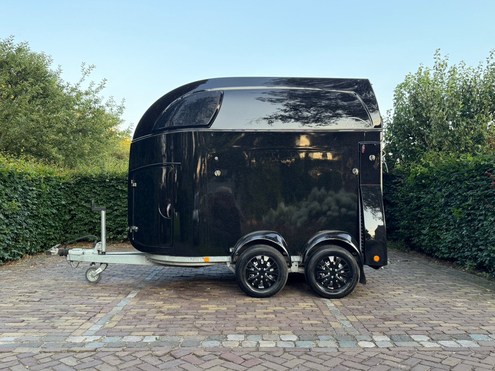 Prachtig mooie Bockmann master zadelkamer en aluminium bodem, Dieren en Toebehoren, Ophalen, Aluminium, Zo goed als nieuw, 2-paards trailer