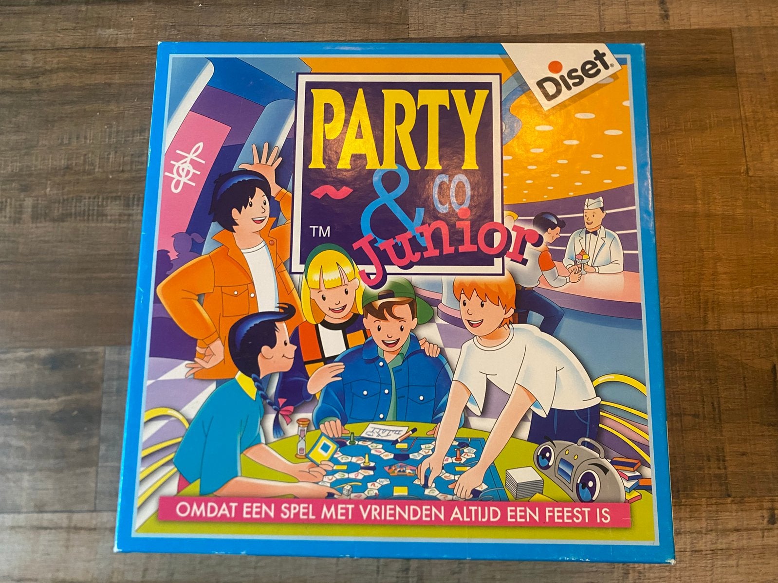 Party & Co junior, Hobby en Vrije tijd, Gezelschapsspellen | Bordspellen, Vijf spelers of meer, Ophalen of Verzenden, Zo goed als nieuw