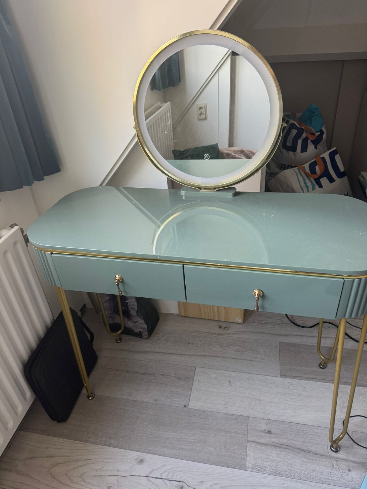 Kaptafel met spiegel en krukje - Zo goed als nieuw, Ophalen, Zo goed als nieuw, Metaal of Aluminium, 100 tot 150 cm