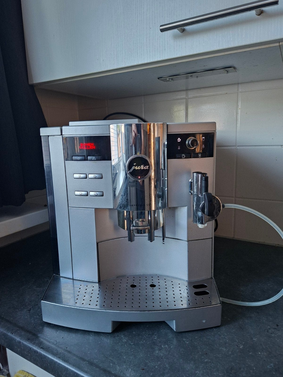 Jura Impressa S9 incl servicebeurt, Ophalen, Afneembaar waterreservoir, Koffiebonen, Koffiemachine
