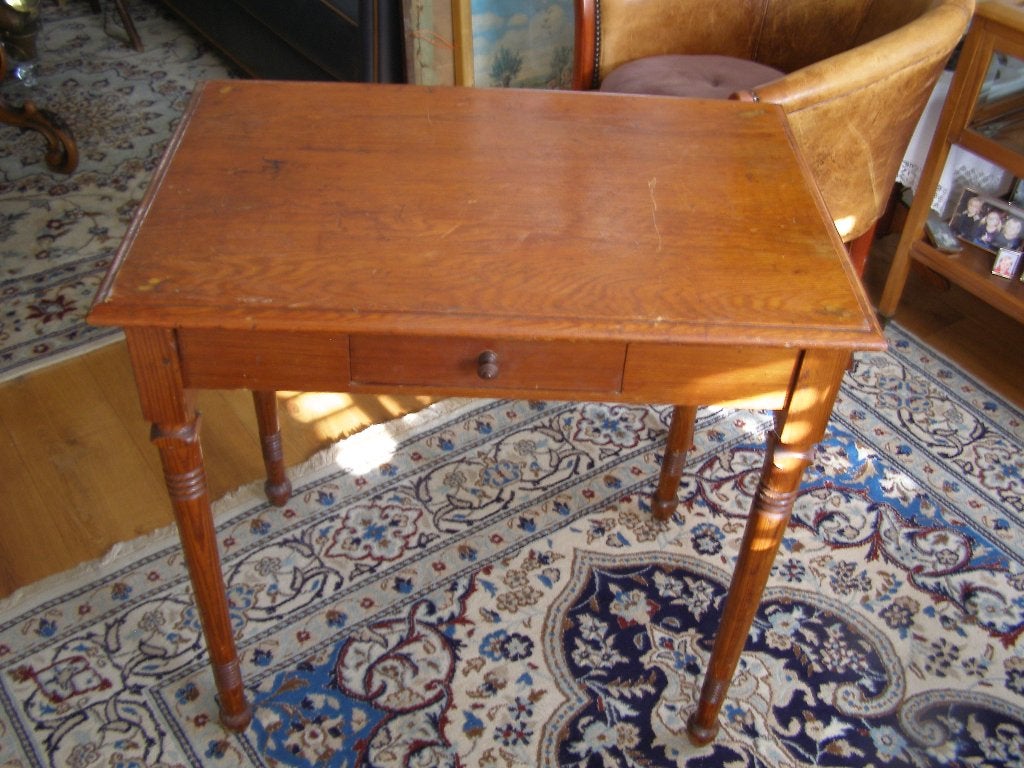 antieke schrijftafel met lade. Massief hout 80x54x78 (lxbxh), Antiek en Kunst, Ophalen