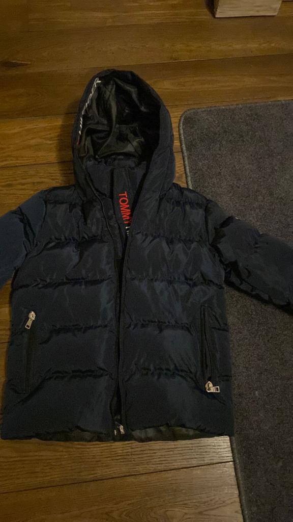 Mooie tommy jas kids jongens maat 140-152, Kleding | Heren, Jassen | Winter, Ophalen of Verzenden, Zo goed als nieuw, Overige maten