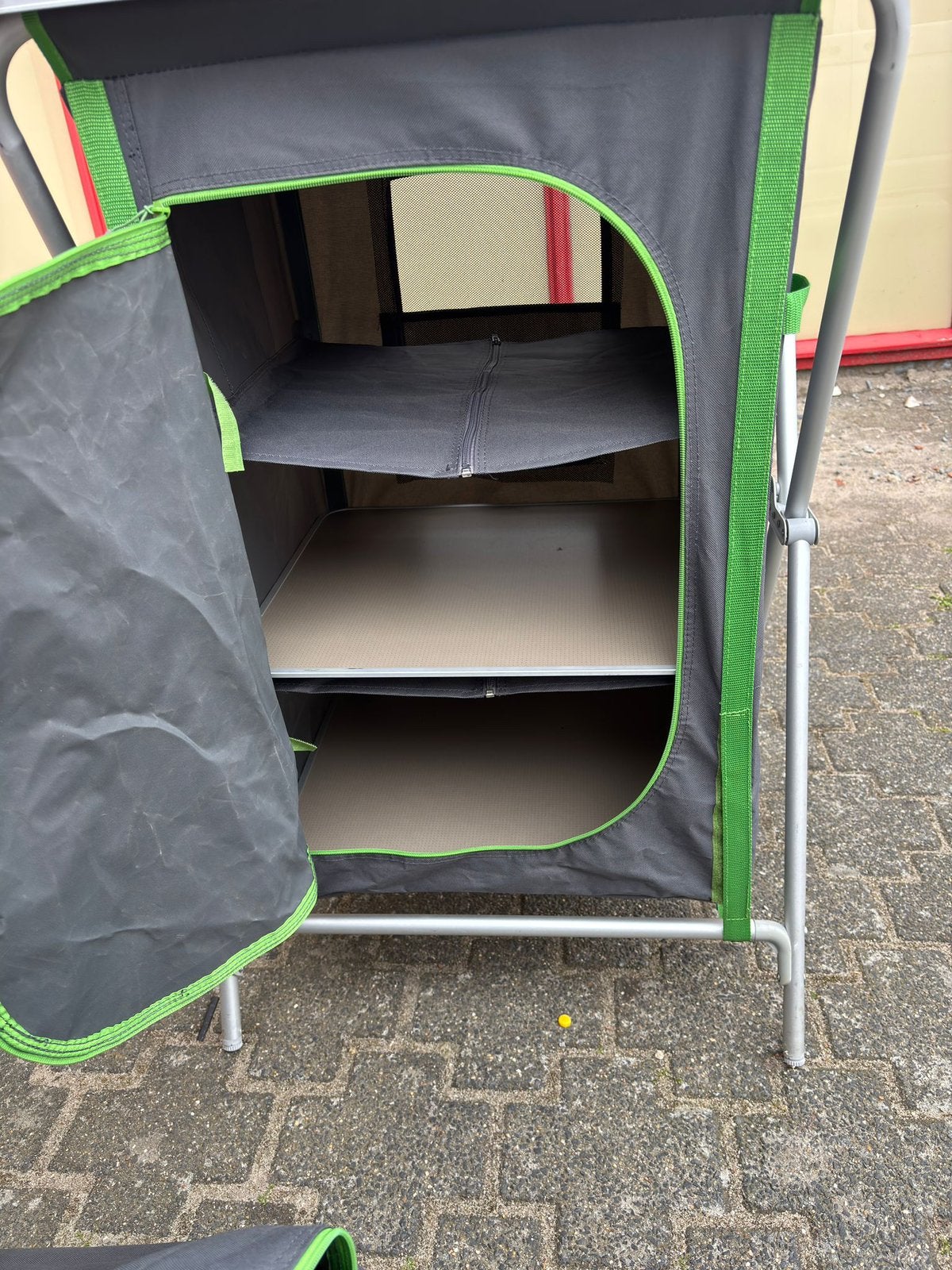 Crivit kampeerkast zgan, Ophalen, Zo goed als nieuw, Campingkast