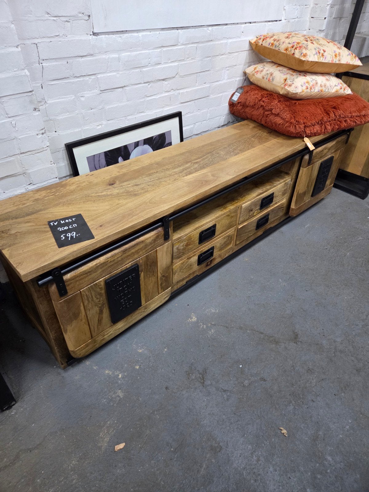 Foto 17 van Mooie nieuwe mangohouten tv-kasten
