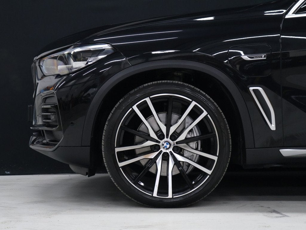 BMW X5 xDrive45e M Sport SOH 96% [SCHUIFKANTELDAK, APPLE CAR, Gebruikt, 394 pk, Automatische klimaatregeling, Zwart