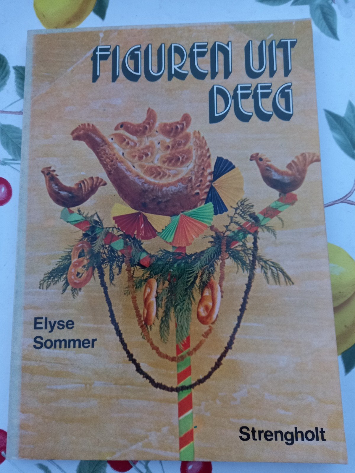 x Figuren uit Deeg - Elyse Sommer (Strengholt), Gelezen, Overige typen, Ophalen of Verzenden, Elyse Sommer