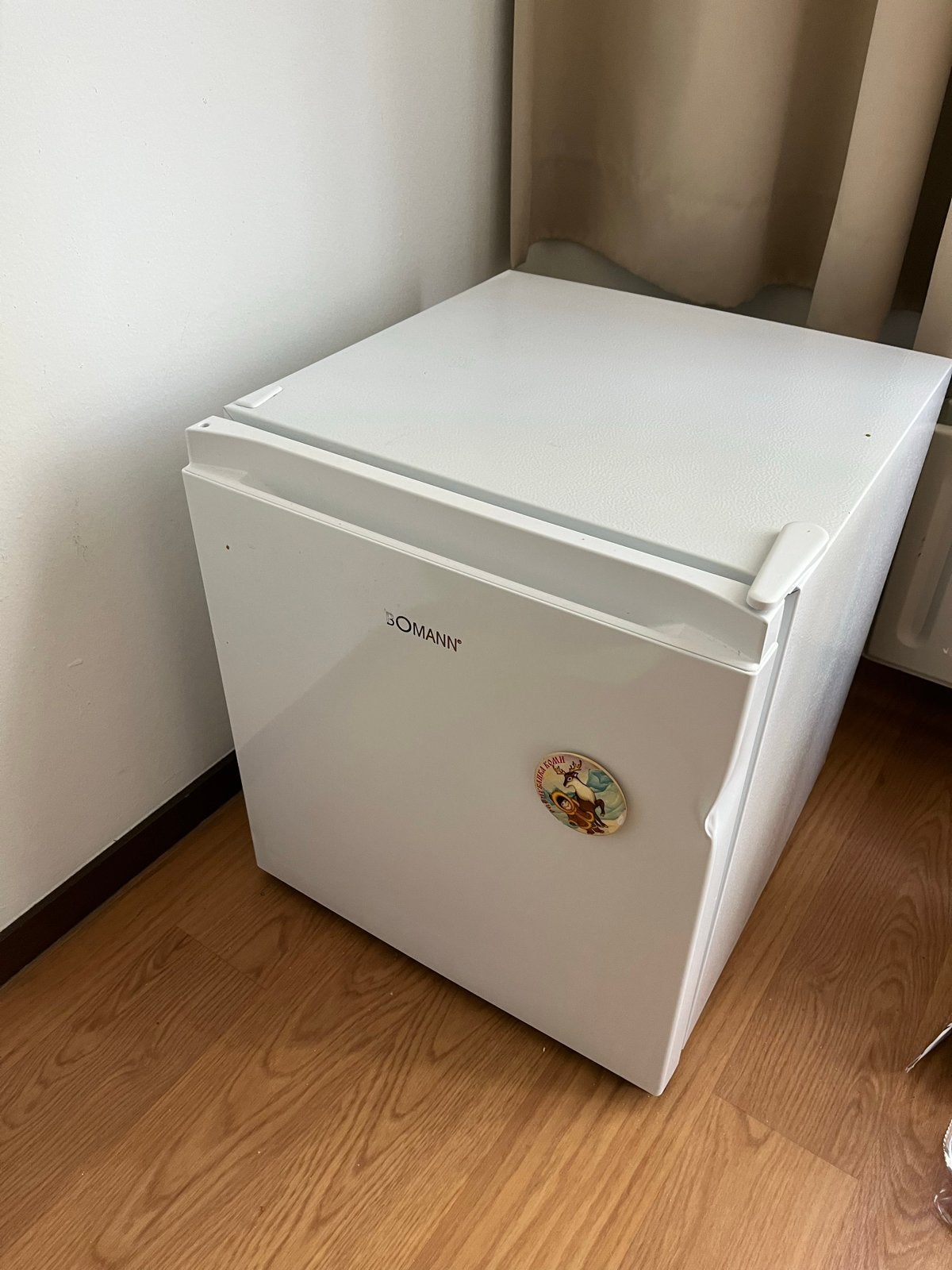 Bomann Mini Fridge (KB 7245) — Compact, Great Condition, Ophalen, Gebruikt, Minder dan 75 liter, Met vriesvak