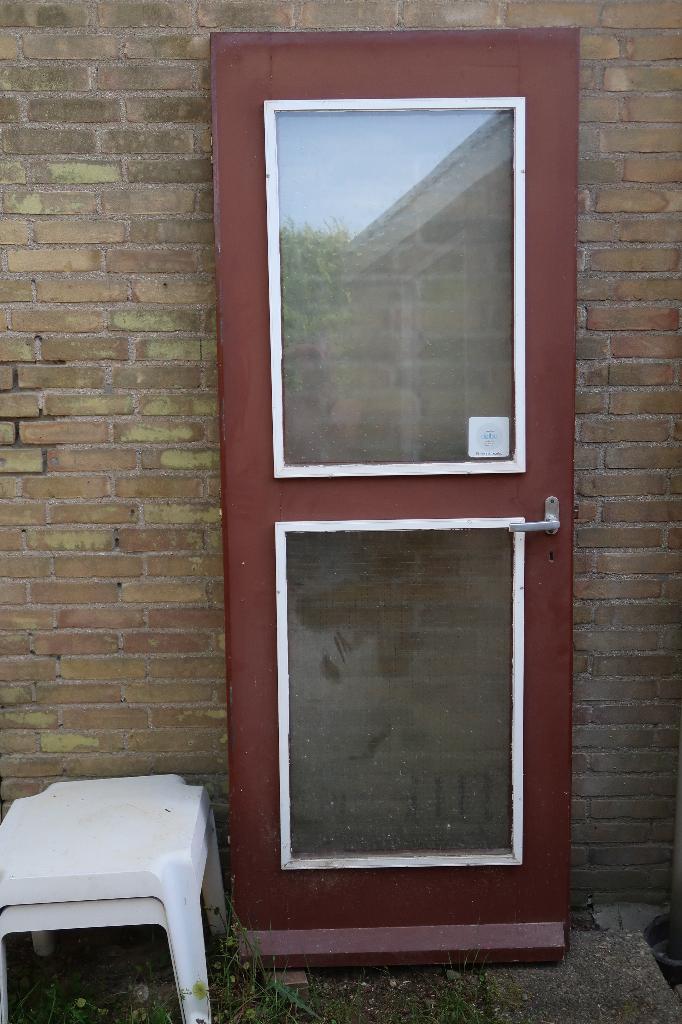 GRATIS: Houten buitendeur 201x76cm, Ophalen, Gebruikt, Minder dan 80 cm, Buitendeur