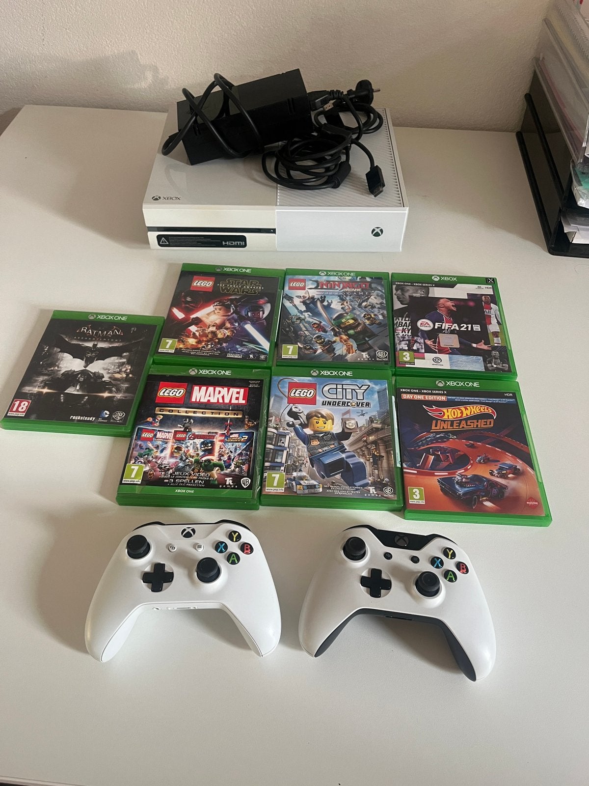 Xbox One wit + 2 controllers + 7 games – compleet en werkend, Verzenden, Met 2 controllers, Zo goed als nieuw, 500 GB