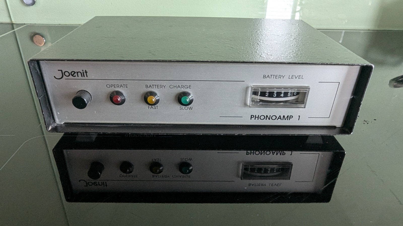 Joenit Phonoamp 1, accu gevoede RIAA versterker MM/MC, Ophalen of Verzenden, Overige systemen