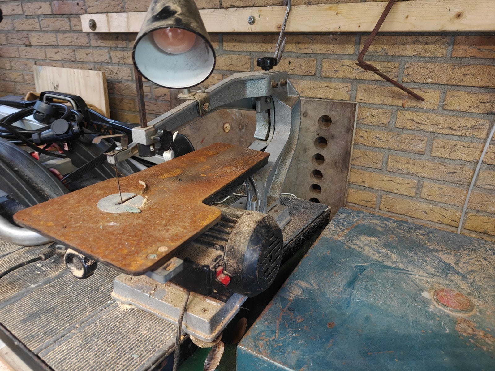 Gebruikte Hegema Figuurzaag HU-BS 220V, Doe-het-zelf en Verbouw, Gereedschap | Zaagmachines, Ophalen, Minder dan 30 mm, Gebruikt