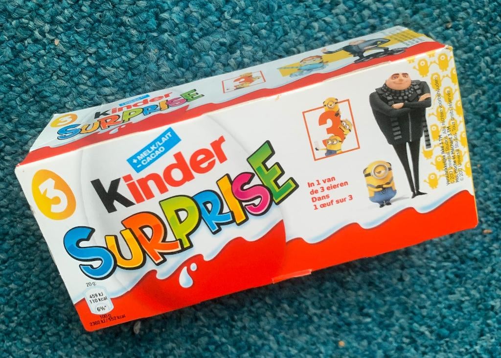 Oud Doosje Kinder Surprise eieren Minions 2017 Ferrero, Ophalen of Verzenden, Nieuw, Hardplasticfiguren