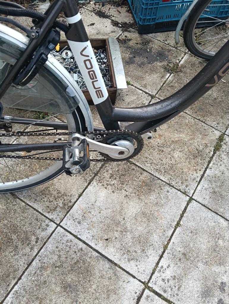 Defecte fiets, Fietsen en Brommers, Elektrische fietsen, Ophalen, Gebruikt, Minder dan 30 km per accu, Overige merken