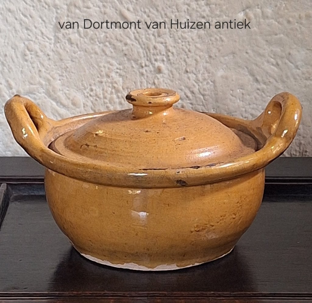 Franse aardewerk stoofpot., Ophalen of Verzenden