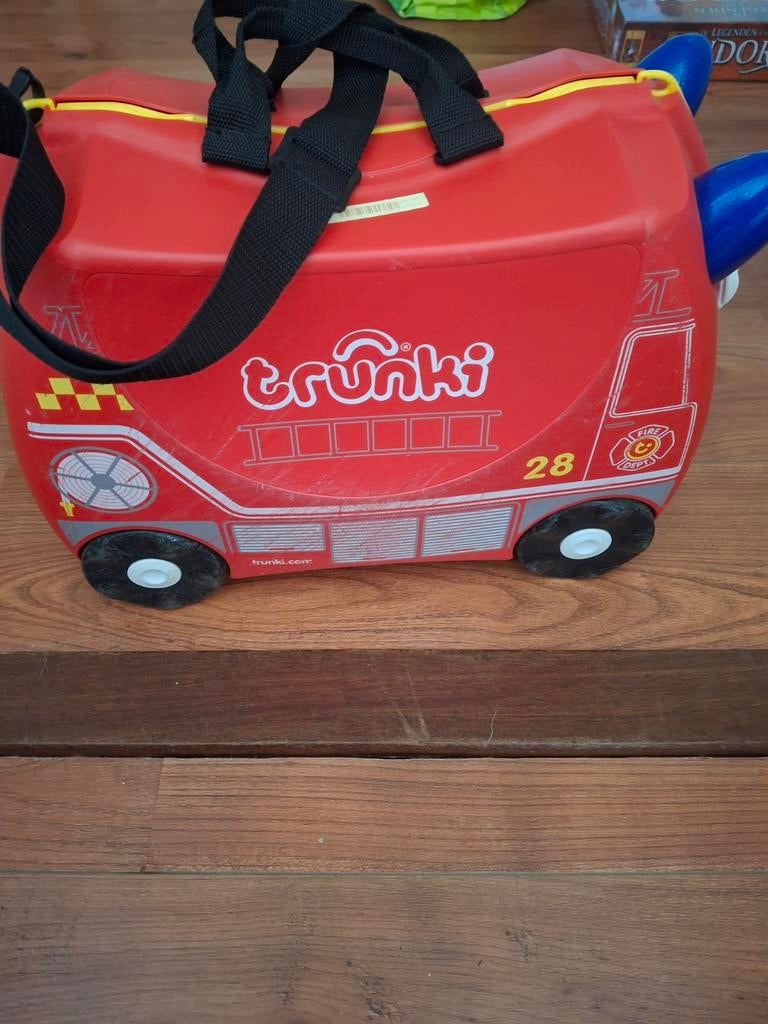 Trunki Brandweer Koffer met Wieltjes - Ideaal voor Kinderen, 40 tot 60 cm, Gebruikt, 20 tot 30 cm, Minder dan 35 cm