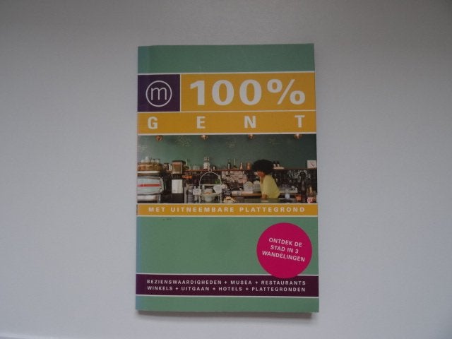 Gent 100% time to momo reisgids / met plattegrond, Overige merken, Europa, Ophalen of Verzenden, Zo goed als nieuw
