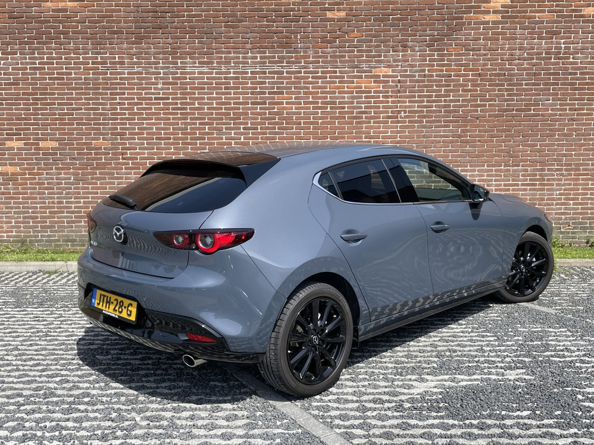 Mazda 3 2.5 e-SkyActiv-G M Hybrid 140 Nagisa (bj 2026), Auto's, Voorwielaandrijving, 4 cilinders, Origineel Nederlands, Bedrijf