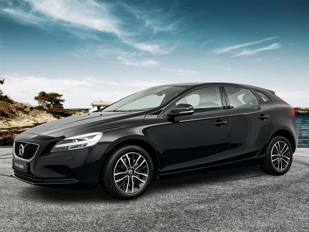 Volvo V40 T2 AUT6 123PK Nordic+ Standkachel| Navi| LED| OnCa, Auto's, Volvo, 12 maanden, Stof, 4 cilinders, Zwart