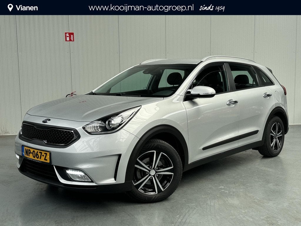 Kia Niro 1.6 GDi Hybrid First Edition, Auto's, Gebruikt, Euro 6, 2 kWh, Leder en Stof