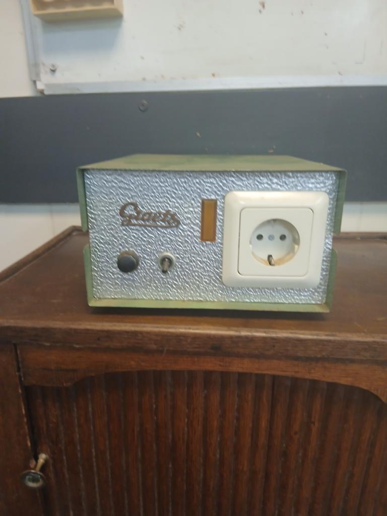 Vintage Graetz Radio Adapter/Omvormer, Ophalen of Verzenden